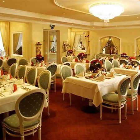 Hotel Landgut Zapfenhof 4*